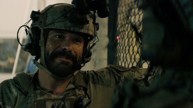 Seal Team Saison 2 Episode 1 SEAL Team : cœur et courage | Panique à Bombay | ICI TOU.TV