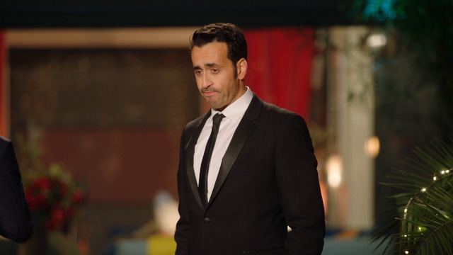 La Flamme Episode 1 En Streaming La Flamme | Épisode 01 | ICI TOU.TV