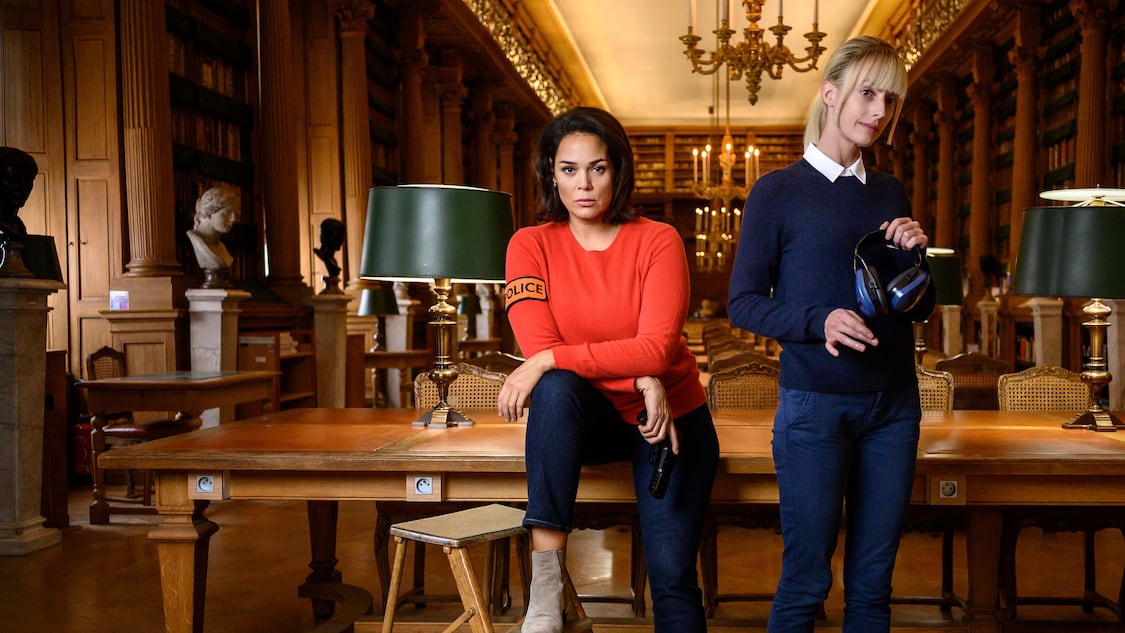 Astrid et Raphaëlle | Saison 3 | ICI TOU.TV